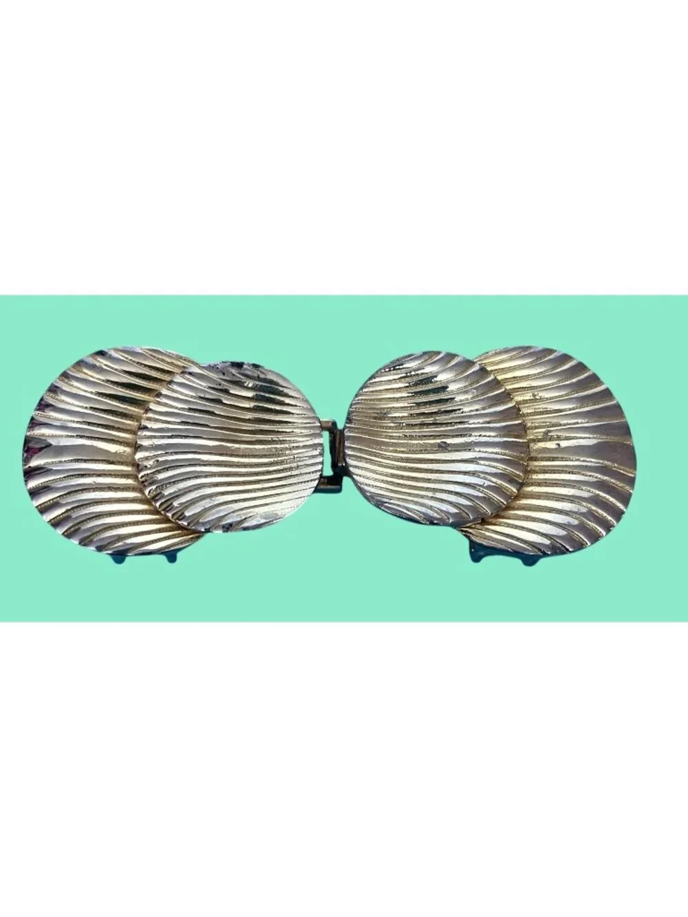 1982 Mimi Di N Gold-Tone Shell Design Belt Buckle 4.5